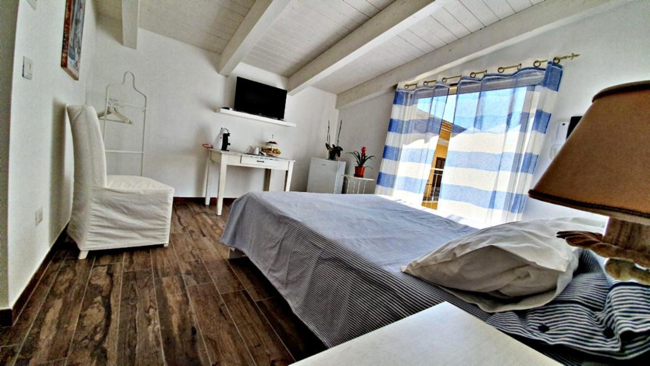 B&B A Casa Di Antonella Scauri  Zewnętrze zdjęcie